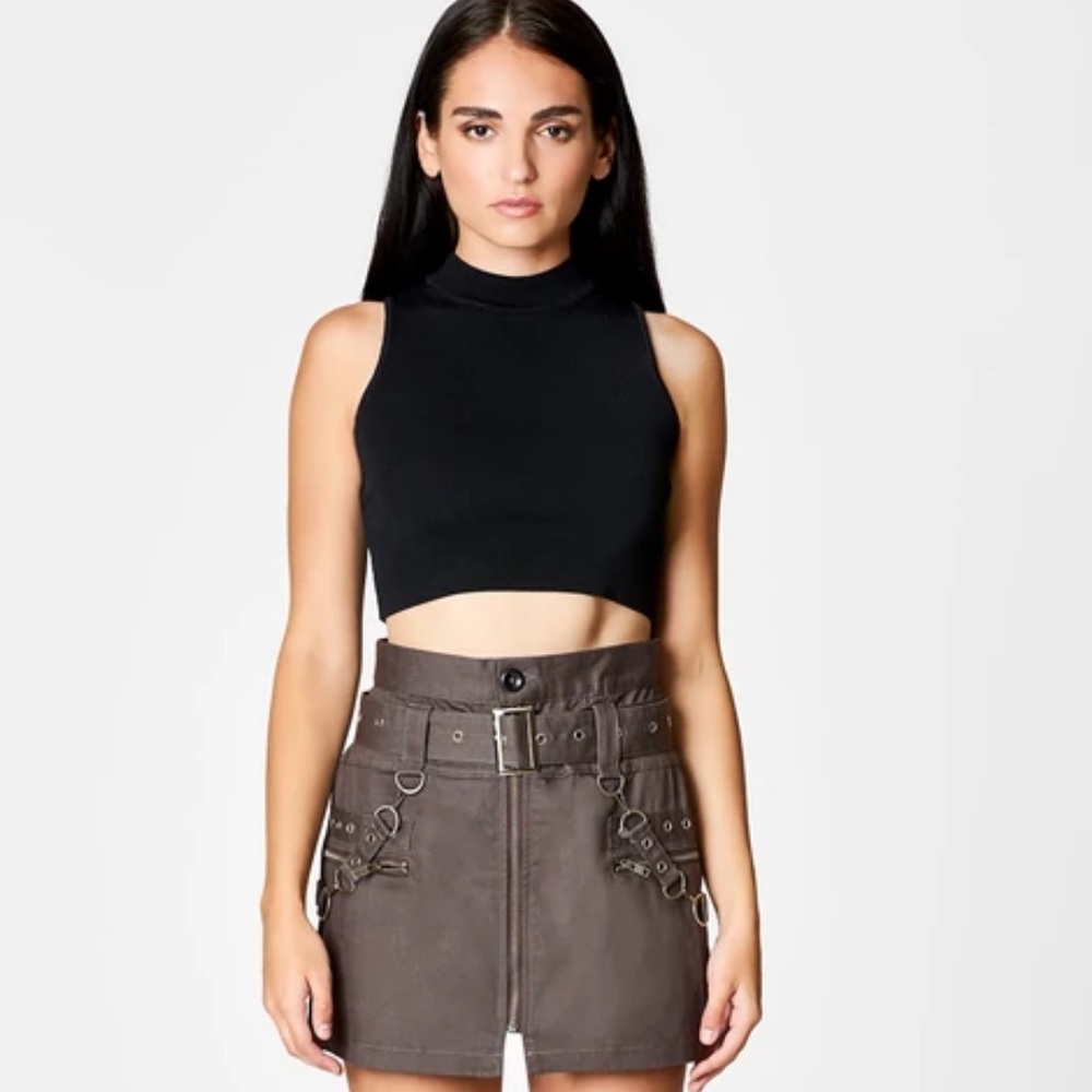 NWT Carmar LA belted zip skirt w grommets and suspenders